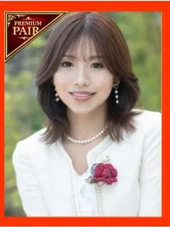 新妻涼子（ハールブルク(HARBURG)）