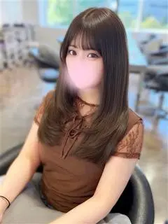 ひな（沖縄素人図鑑）