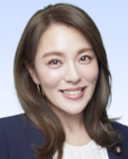 今井 絵理子議員