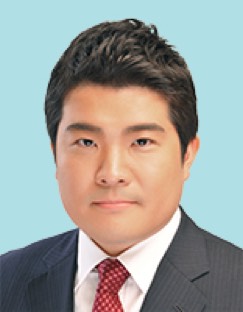 山岡 達丸議員